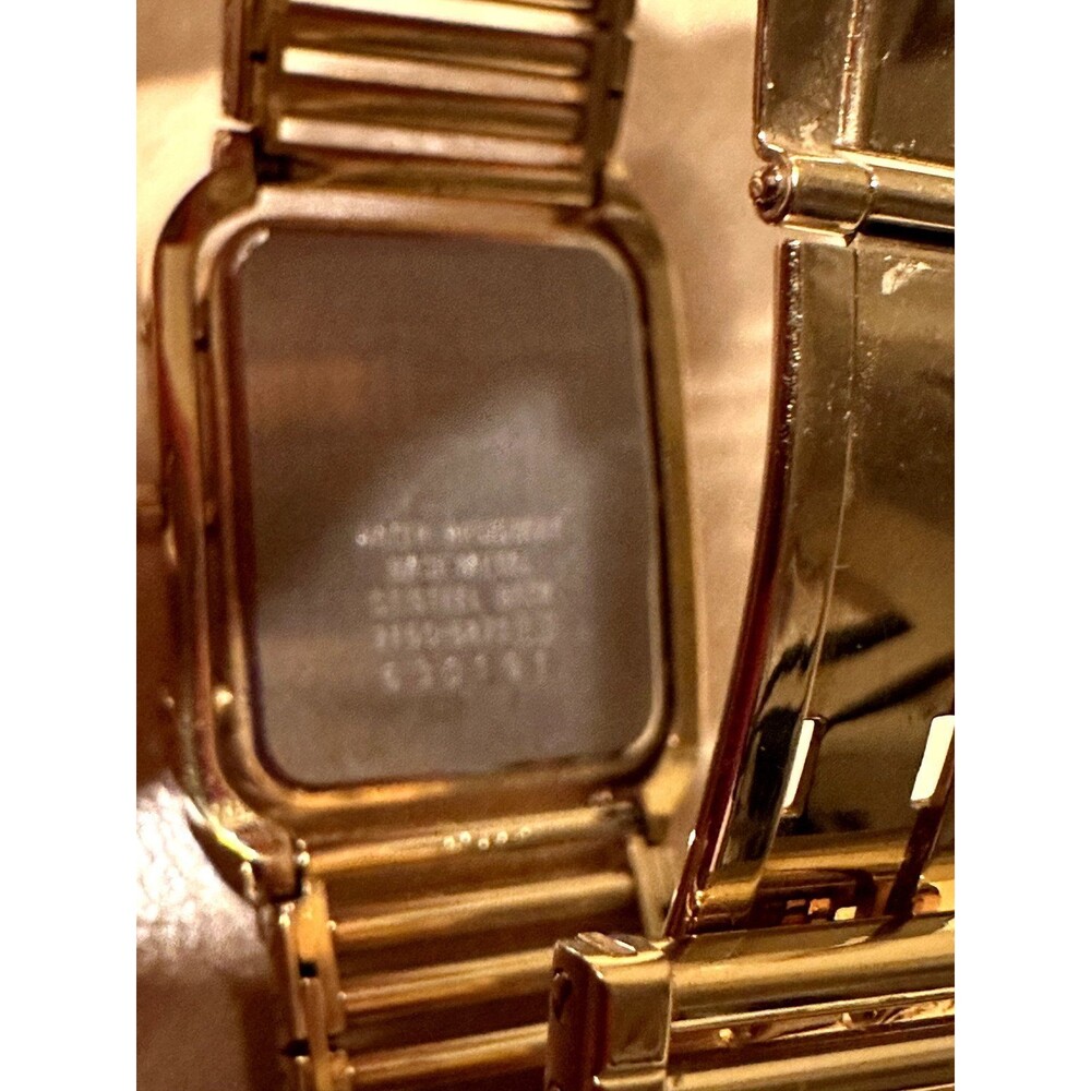VINTAGE Seiko Lassale Gold Watch Mens Original Quartz with Box - Picture 3 of 3